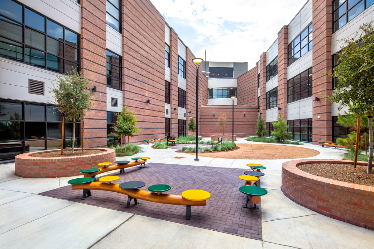 Ethical Considerations for Architectural Photography: Respecting Copyright & Privacy