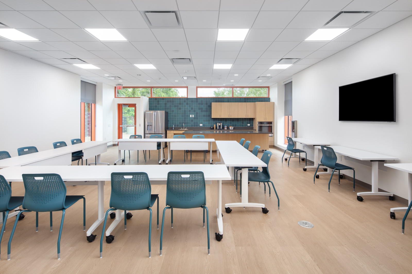 target hunger architecture photography